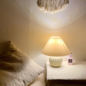 Creamy Table Light